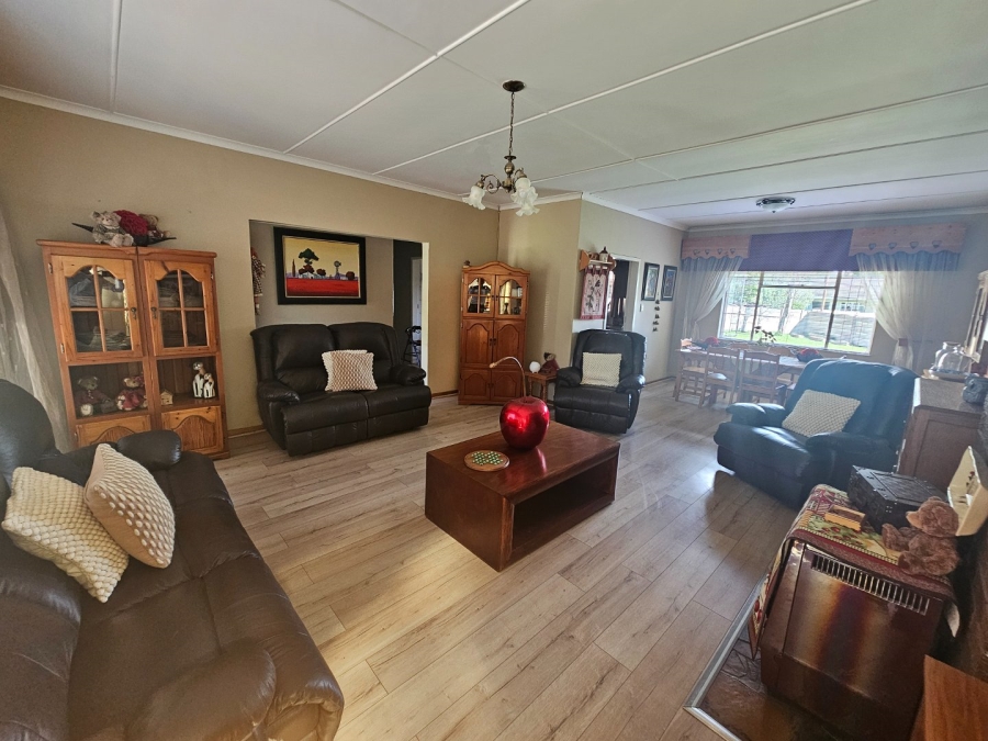 To Let 4 Bedroom Property for Rent in Panorama Free State